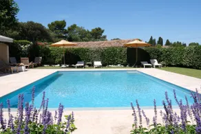 PROVENCAL af tegn med POOL kampagne i Eygalieres - Image 2