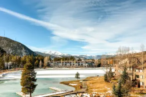 3br Condo on Bus Route~lenawee 1735. Kids Ski Free - Image 2