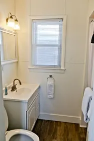 Unit #30, 1 Bedroom, Lakeside, Ludington Beach House - Image 4