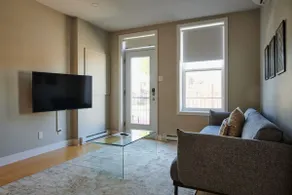 Little Italy - Trendy Little Italy 3 Bedroom Condo - Image 2