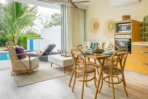 Private villa with pool, grill and canal access - Image 3