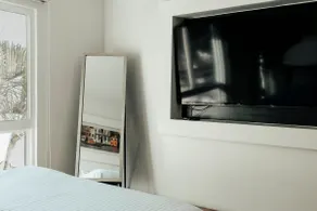 Studio 112 - Style & Comfort, Central Location - Image 2