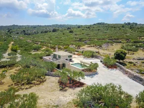 Charmante maison de vacances avec barbecue, terrasse et piscine | Vue mer - Image 2