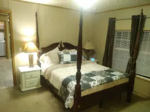 WanderLost Ozarks - Dog friendly, 4 acres - Image 4