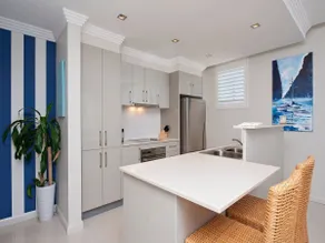 Aura 10 Shoal Bay - Image 5