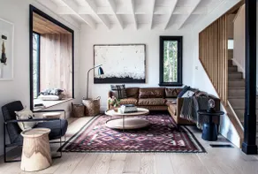 Designer Cabin in Blue Mountains with bush views - Image 2