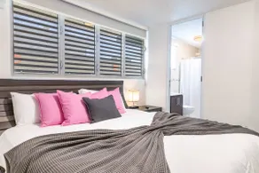 AQUA Ville Moderna 1 - Spacious 4BR Villa-Suite with King Beds - Image 4