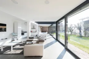 Torno Lumina - Secluded Garden Retreat - Lake View - Image 4