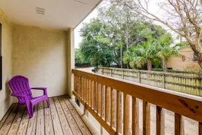 Destin Townhome w/ Balcony - Walk to the Beach! - Image 3