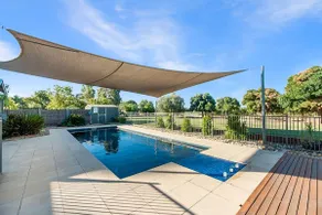 Luxury Vineyard Estate | Pool | 5 Bedrooms - Image 5