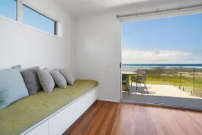 Moyan South Beach frontage - Image 4
