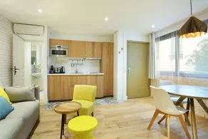White 5 - Image 2