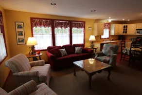 Red Bird Cottage walking distance to Lake MI - Image 3