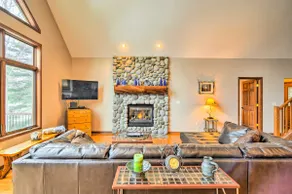 Lakefront Roscommon Home w/ Game Room & Dock! - Image 4