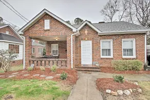 Central Wadesboro Home: Walk to Downtown Shops! - Image 3