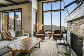 Schweitzer Luxury Ski in/out Townhome | Hot Tub - Image 2
