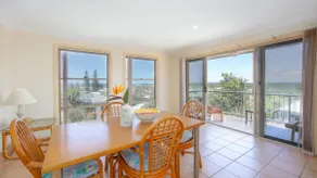 Phoenix Terrace - casa grande en Yamba - Image 3