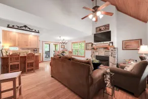 6 Mi to Branson Strip! Lakefront Home w/ Fireplace - Image 5