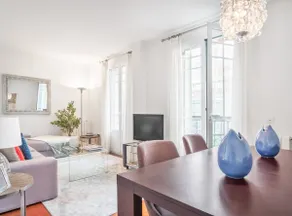 Experience the Charm of Retiro: Apartment 2H - Image 3