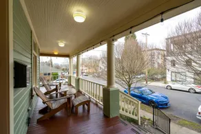 Stay Portland - Sun-filled Home in Buckman Neighborhood with 2BRs - Image 2