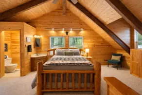 Near Lake Wenatchee-Hot Tub-WIFI-Dogs OK-Fenced Yard-ROKU-Grill and Fire Pit - Image 5