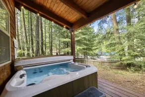 Near Lake Wenatchee-Hot Tub-WIFI-Dogs OK-Fenced Yard-ROKU-Grill and Fire Pit - Image 2