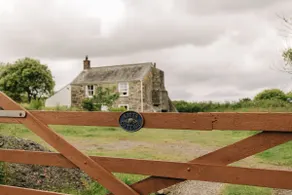 Kitts Cottage, Redruth, Cosy Cornish Retreat - Image 2