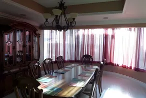 House of the 6 Bedrooms - Image 3
