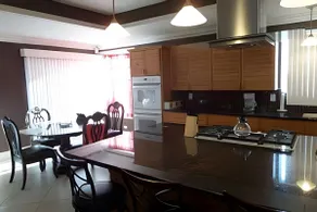 House of the 6 Bedrooms - Image 5