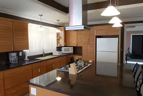 House of the 6 Bedrooms - Image 2