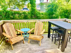 Perfect Downtown Home - Image 5
