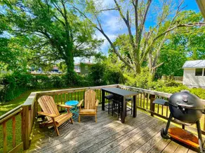 Perfect Downtown Home - Image 3