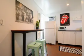 Hip Hideaway w/ Private Yard in Coronado Historic - Image 4