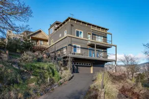 Hazel House - Magnifique maison avec une vue parfaite! Parfait pour une escapade hivernale! - Image 2