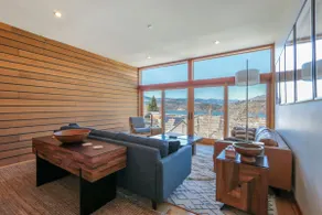 ALOFT - Modern Exquisite Views, Rooftop Deck - Image 3
