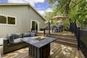 Spacious 4BD/3BA hot tub, firepit & expansive deck - Image 3