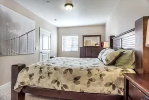Downtown Condo by the Convention Center - Image 5