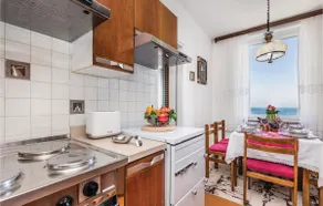 2 Bedroom Amazing Apartment In Lovran - Image 3