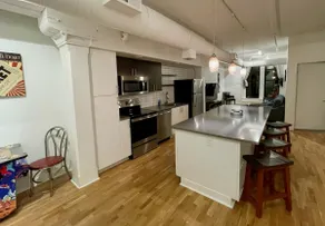The Cinema - Spacious Loft in the Old Market - 405 - Image 4