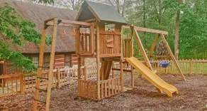 Grand Cabin - Image 5