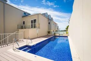 Wharf Apartment Unidad 5 - Image 5