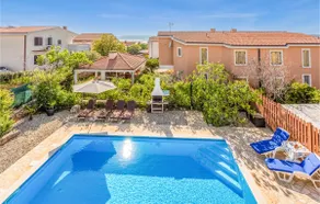 Gorgeous Home In Punat - Image 2