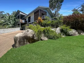 Debs Schuppen - Arcadia, QLD - Image 2