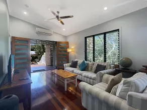 Debs Schuppen - Arcadia, QLD - Image 5