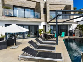 Luxury villa stunning views, private heatable pool - Image 4