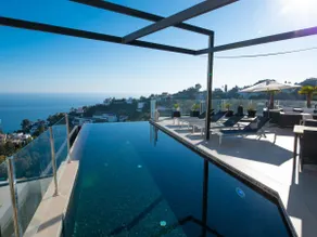 Luxury villa stunning views, private heatable pool - Image 2