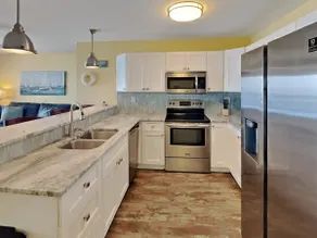 Utrolig Ny Put-in-Bay Condo - 2 etager, 4 BR på vandet - 12 ppl max - Image 2