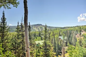 < 1 Mi to Brian Head Resort: Mtn-View Gem w/ Deck - Image 2