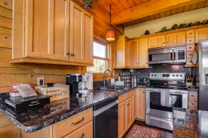 Cozy Family Cabin: Game Room, Near National Parks! - Image 2