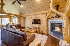 Rustic Tustin Cabin on 7 Acres w/ Fire Pit & Porch - Image 5